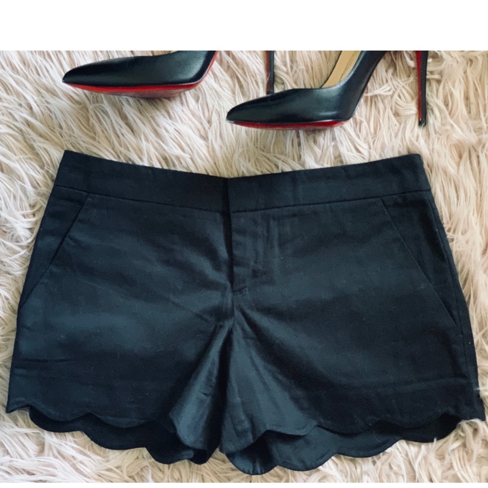 Club Monaco black scallop Amber shorts
